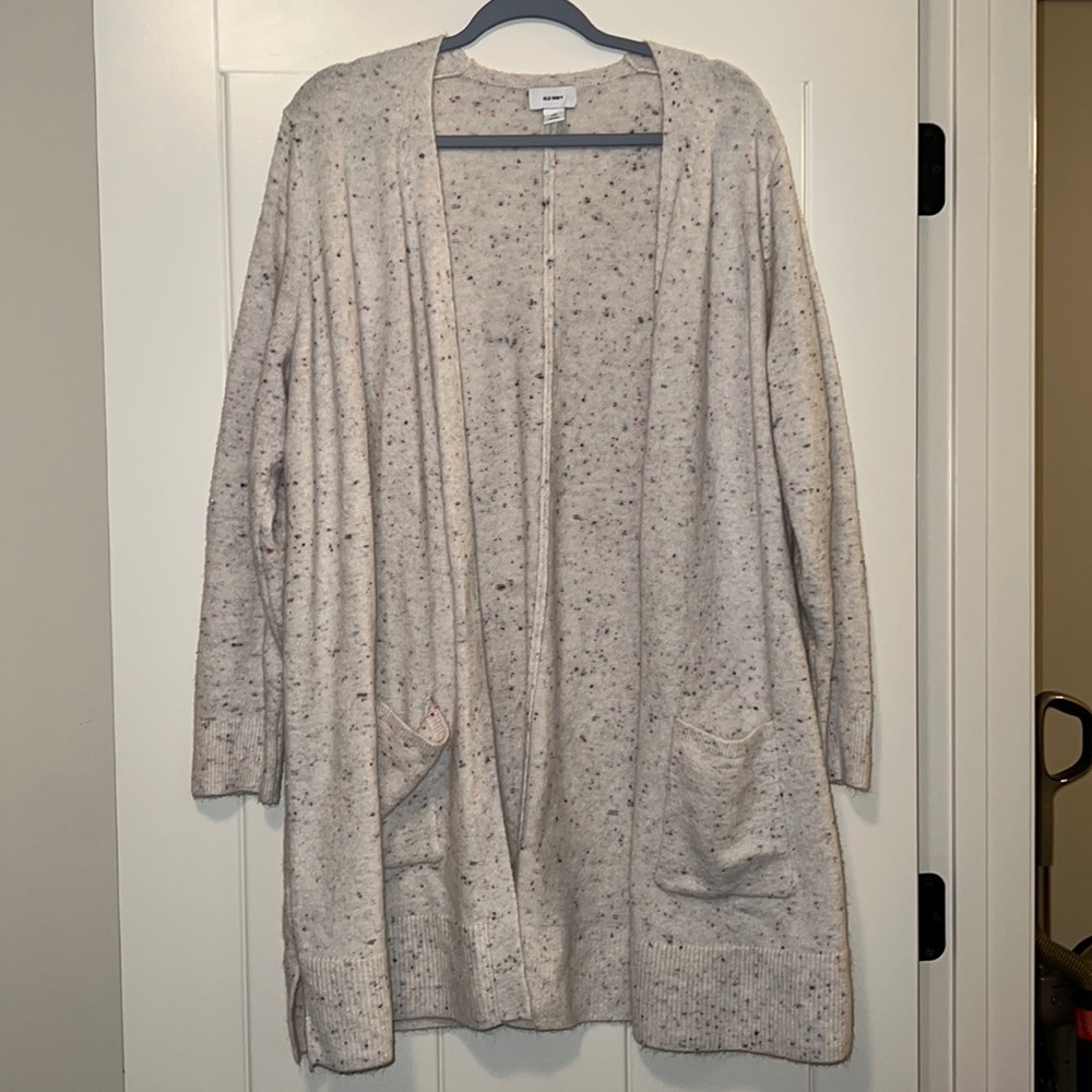 Old Navy Cardigan (Cream/Off-White) 1X